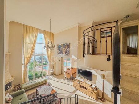 Alanya Tepe Mah. 4+1 Müstakil Villa Deniz Doğa Şehir Kale Manzaralı