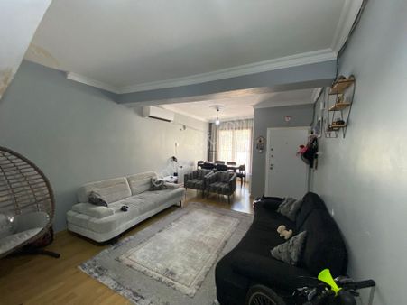 Acill Konak Zeybek Mahallesinde Ana Yol Yakını Dublex Satılık Müstakil Ev