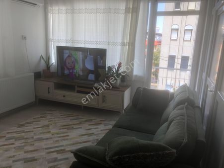 Sağlık Mahallesinde Ara Kat Satılık Daire