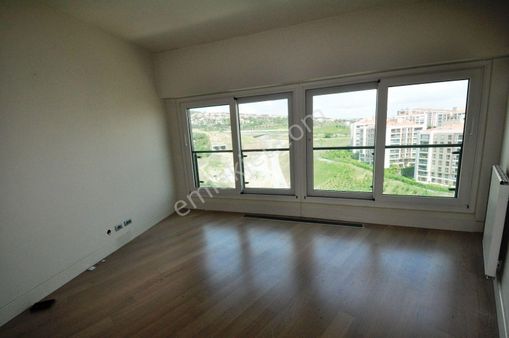 1.5 +1 86 M² Akasya Acıbadem Göl Etabı Kule De Yatırımlık