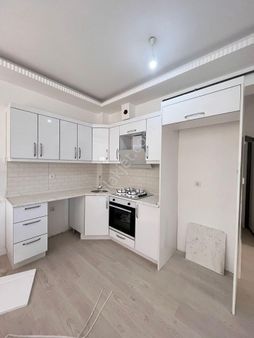 Mekke Cami Yanında 1+1 Balkonlu Sıfır Satılık Daire