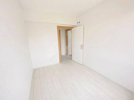 İlçe Jandarma Yanı Katta Kiracılı Yatırıma,kullanıma 2+1 Daire