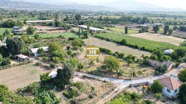 Hb'den Satılık Müstakil Ev, 3300 M² Arsa, Geniş Teras Ve Bahçe Kullanımı, Mükemmel Yatırım Fırsatı
