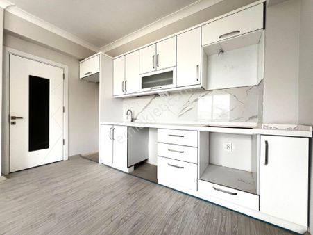 Yiğit'ten Kadıköy'de 2+1 Öncephe Kapalı Otoparklı Sıfır Daire