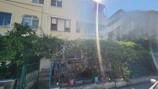 Altınkum Merkezde Denize 300 Adım Geniş Teraslı Bahçeli 4+1 Villa