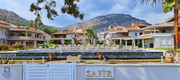 Göcek Safir Evlerinde Deniz Manzaralı Dubleks 3+1 Eşyalı Kiralık