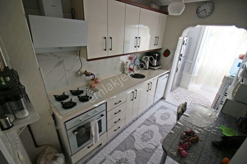 Gamze Emlak'tan Andiçen Mh'de 3+1 Ara Katta Asansörlü Daire Fırsatı!!!