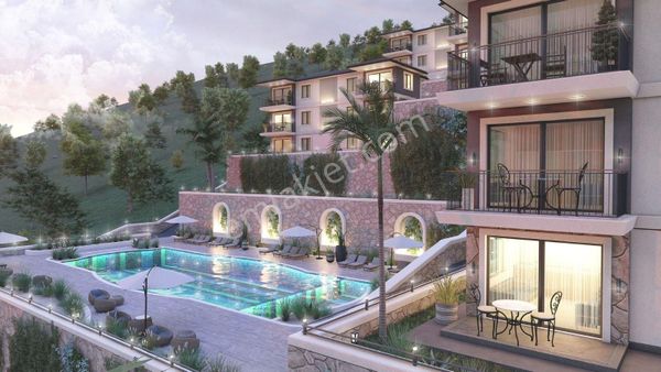 Akbükte Havuzlu Sitede Balkonlu Full Deniz Manzaralı Sıfır 2+1