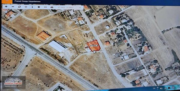 Furkan Emlaktan Acil Kuğulu Park Yol Ayırımı Satılık Arsalar