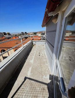 Evrim Emlaktan Kiralık Eşyalı 1+1 Daire