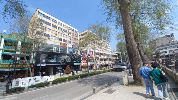 Belediye İş Hanı Deniz Manzaralı Kiralık Büro & Ofis