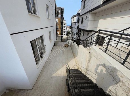 Kaçırılmıcak Fiyatt Körfezde Eşyalı Eşyasız 1+1