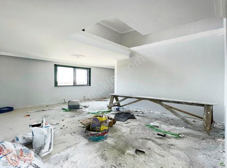 Sultanbeyli Battalgazi Mahallesi Fırsat 4+1 Üst Dubleks