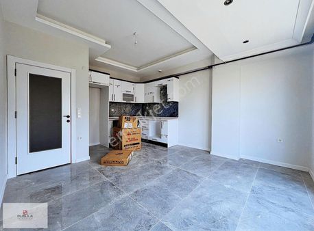 Şanlife'da Şehir Manzaralı Ön Cephe Arakat 2+1 A.mutfak Daire