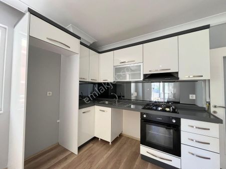 🟣 Güç Gayrimenkul'den Akçay'da Geniş Balkonlu Doğalgaz Kombili Lüx Satılık 2+1 Daire