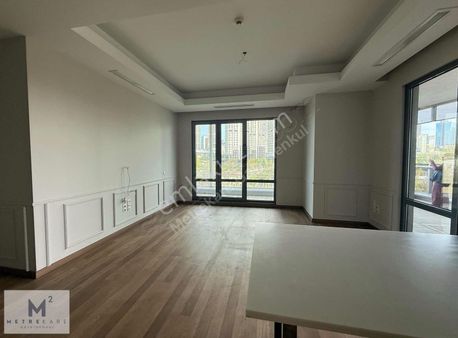 Ağaoğlu Maslak 1453 2+1 Satılık Daire Güncel Kiracılı Önü Açık