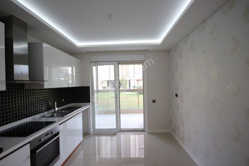 Yenigünde Full Kapsamlı Site İçi 2+1 Ve Yaşam Alanı