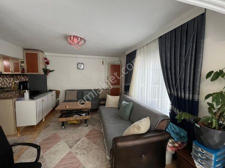 Büyükçekmece Kumburgaz'da Deniz Manzaralı 2+1 Daire