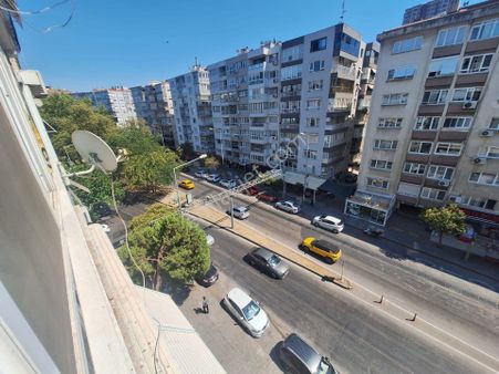 İnönü Cadde Üzeri Poligon Metro Yanı Doğalgazlı Satılık