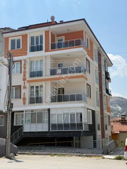 İnal Emlaktan Emekte Eşyalı Satılık 1+1 55 M2 Daire