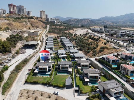 Eşsiz Mimari & Üst Düzey Konfor – Satılık 5+1 Lüks Villa