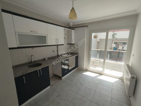 Aydın Söke Çeltikçi Mah. Doğalgazlı Asansörlü Geniş 3+1 Satılık Daire