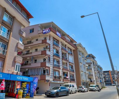 Satılık Denız Ve Şehır Manzaralı Yokuşu Olmayan 3+1 Dubleks