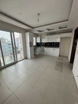 Bahçeşehir İskanlı 3+1 Satılık Daire