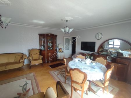 Ankara Çankaya Bakımlı Kapalı Teraslı Satılık Dubleks Daire