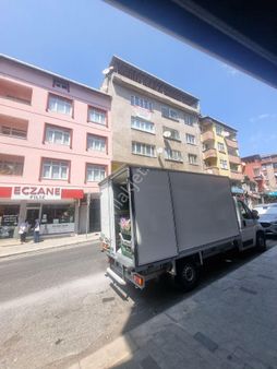 Bahcekoy Merkezde 7+2 Krediye Uygun Cadde Uzeri Satilik Dublexs