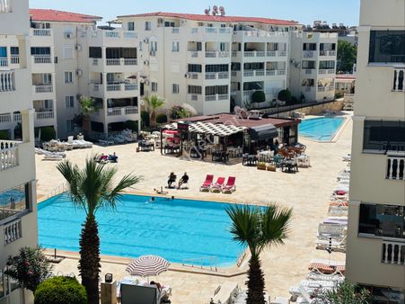 Didim Çamlık Mahallesi’nde Havuzlu, Güvenlikli Sitede Satılık 1+1 Daire!