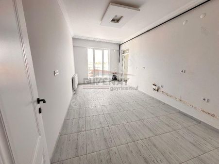 Güvenay - Çorum Kale Cengiz Topel Caddesi – 3+1 Ara Kat Satılık Daire