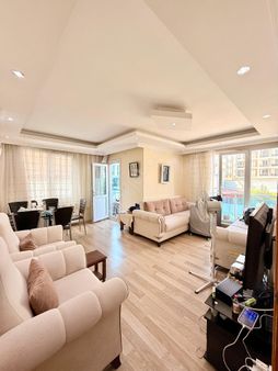 Beylikdüzü Kavaklı Satılık Temiz Daire