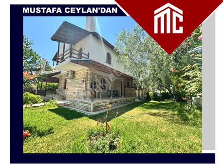 Seferihisar Doğanbeyde Denize Sıfır Lüks Sitede 3+1 Villa