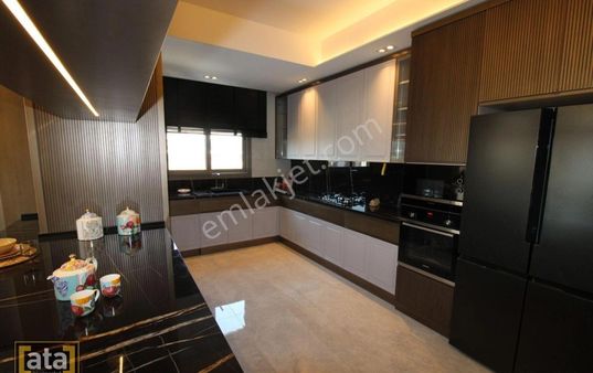 Yenişehir De Ultra Lüx Konforlu Kapalı Otoparklı 5+1 Satılık