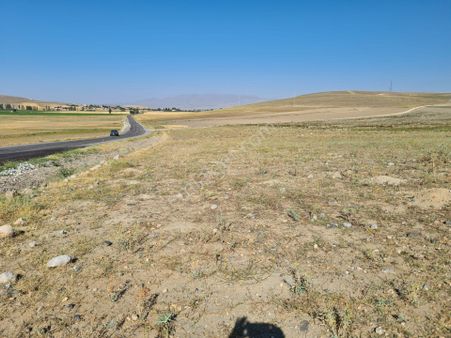 Niğde Çayırlıda 8 Dönüm Satılık Tarla