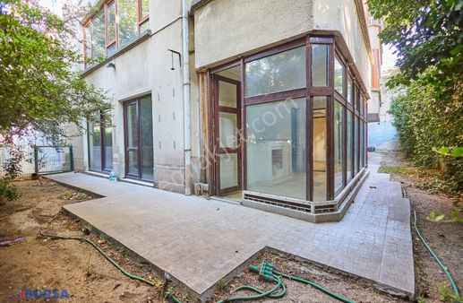 Gop Uğur Mumcu Caddesi 140 M2 Yapılı 2+1 Ve Özel 100 M2 Bahçe
