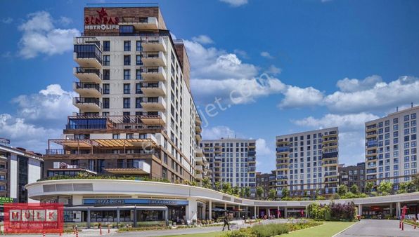 Metrolıfe'da Yüksek Kat 1+1 Kiralık Daire