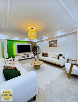 Emlak Center'dan Uncubozköy Mah Satılık 3+1 Otoparklı Daire