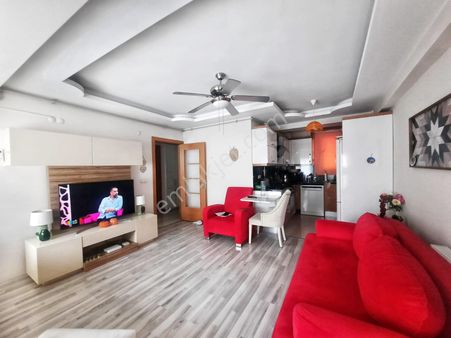 Karşıyaka Şemiklerde Satılık 2+1 Doğalgazlı Daire