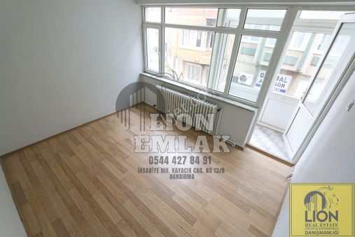 🟨⬛ Bandırma 17 Eylül'de Merkezi Konumlu,balkonlu Satılık 2+1 Daire⬛🟨