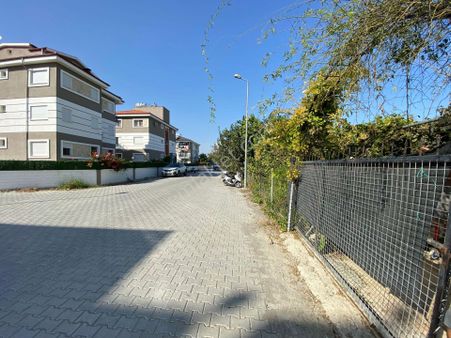 Dalaman Hürriyet Mahallesinde 509 M2 İmarlı Satılık Köşe Parsel