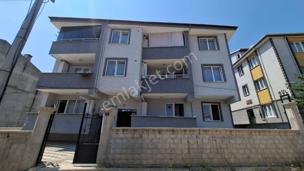 Roma' Dan Akhisar Mahallesinde Satılık Daire