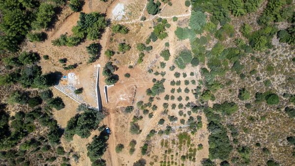 Datça Hızırşah'ta Satılık 916,40m2 Zeytinlik Tarla