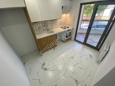 Irmaksudan Zeytinli De Ön Cephe Sıfır Bina Satılık 3+1 Daire