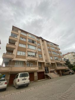 Miraç Uğur Emlaktan Yarenler Mahallesinde Garajlı 4+1 Yatırımlık Daire