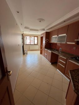 İşçievlerinde 3+1 155m2