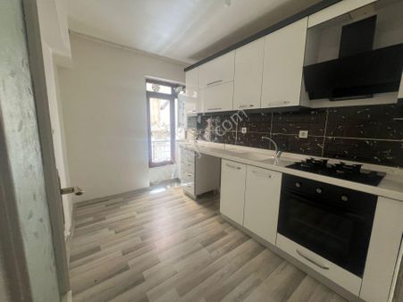 Bilgen Vatan'da Bademlikte Yeni Binada Asansörlü Bedava 3+0 Acil