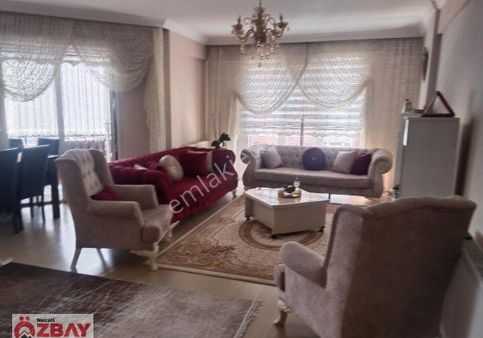 Akyazı Mah.de Satılık 3+1 Daire