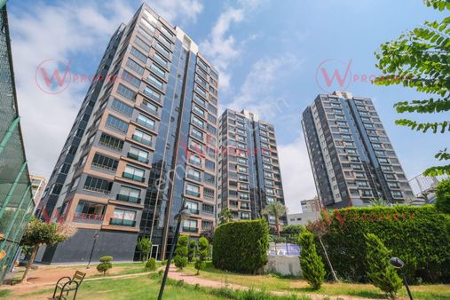 W Property'den Armada Grand Plaza'da 5+1+saunalı Daire